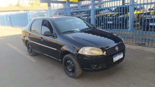 Carro roubado em Brasília é recuperado em Barreiras - barreiras, bahia