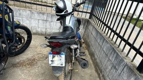 PRF recupera motocicleta roubada na BR-116 - serrinha, noticias, bahia