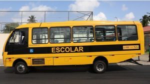 Camaçari recebe do Governo do Estado ônibus para transportar estudantes de Vila de Abrantes - camacari, bahia