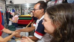 Genival Deolino e Cristina da Farmácia debatem desenvolvimento econômico em visita aos comerciantes de Santo Antônio de Jesus - saj