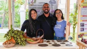 Ponto Novo: Estudantes do Colégio Estadual Nelson Maia usam licuri para desenvolver bioplástico - ponto-novo, bahia