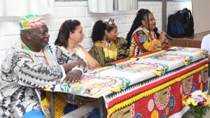 Rainha do Congo participa de encontro Colégio Estadual Edvaldo Brandão Correia em Salvador - salvador, bahia