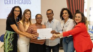 SAJ: Gestão Municipal entrega certificados profissionais para alunos dos programas QualificaSAJ e ACESSUAS - saj