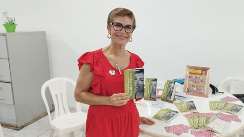 SAJ: Professora e escritora Rita Queiroz lança o livro ‘Breves infinitos’ - saj, literatura