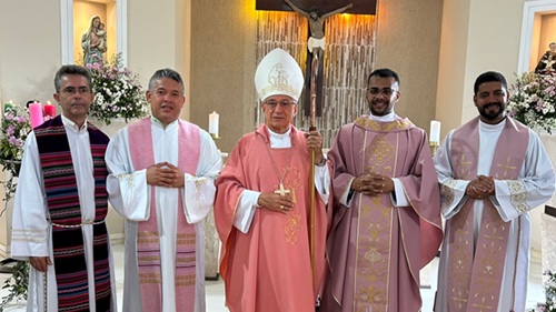 Padre Fernando é empossado Administrador Paroquial da Paróquia Santo Antônio em Mutuípe - noticias, mutuipe, destaque, catolico