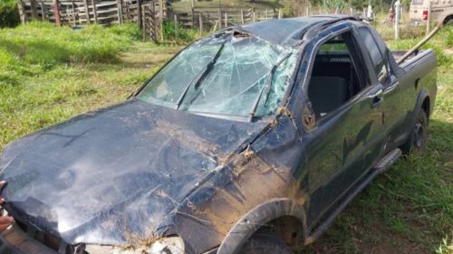 Fiat Strada capota em Mutuípe e deixa 7 feridos; 4 pessoas estava na carroceria - destaque, bahia, transito