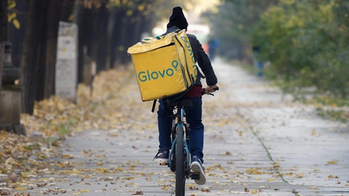 Trabalho por aplicativos com entrega de delivery