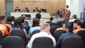 Plenário da Câmara Municipal de Santo Antônio de Jesus durante sessão