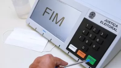 Urna eletrônica utilizada nas Eleições Gerais de 2026