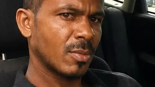 Carlos dos Santos, morador de Laje, internado após acidente de moto