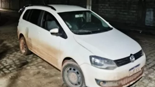 Carro roubado encontrado abandonado na zona rural de Valença pela Polícia Militar