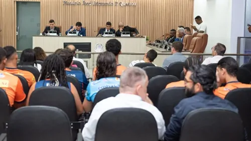 Plenário da Câmara Municipal de Santo Antônio de Jesus durante sessão