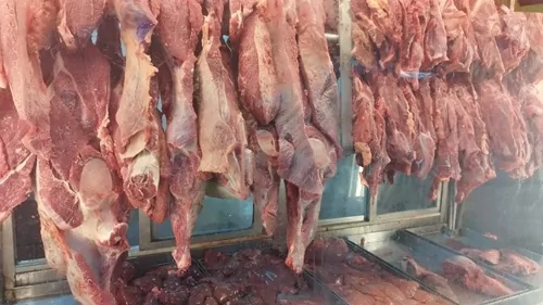 Carne bovina em açougue