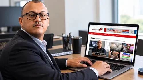Carlos Quintino, fundador do site A Voz é Aqui, em imagem utilizada na notícia sobre sua morte aos 44 anos.